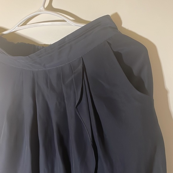 GENTLEFAWN High-Low Faux-Wrap Skirt size Medium - Picture 2 of 6